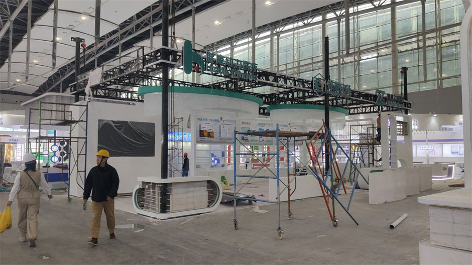 健康動力醫(yī)療展覽展臺搭建現(xiàn)場