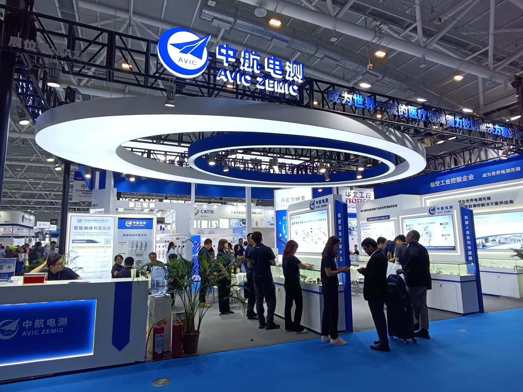 2026 口腔展展臺搭建核心：3 大維度打造專業(yè)醫(yī)療級展示空間