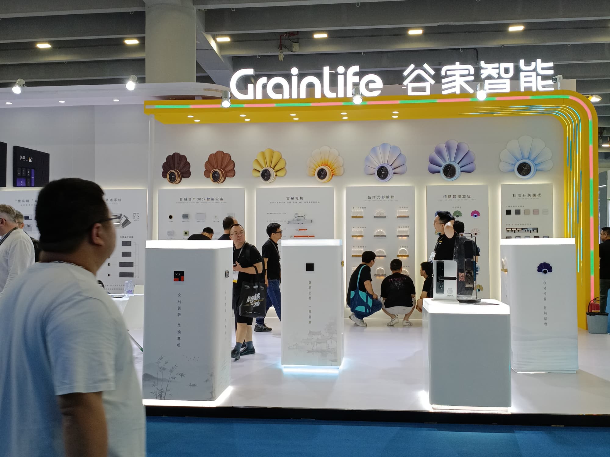 廣州照明展展臺難出彩？專業光影設計才是核心競爭力